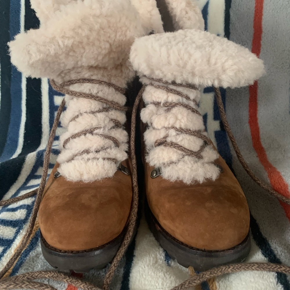 UGG Brown shearling winter boots